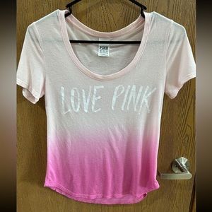 VICTORIAS SECRET PINK TSHIRT SIZE S